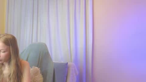 Snapshot of jenny_angelok chatting on 10-22-25, 11:10 Next broadcast on December 05 subject to change online show from 10-22-25, 11:10