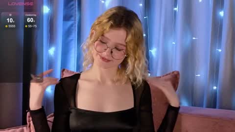 jenny_bunny_ online show from 12-08-24, 07:26