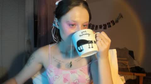 Snapshot of jenny_cox_love chatting on 12-03-25, 07:34 Jennifer Jenny Darling online show from 12-03-25, 07:34