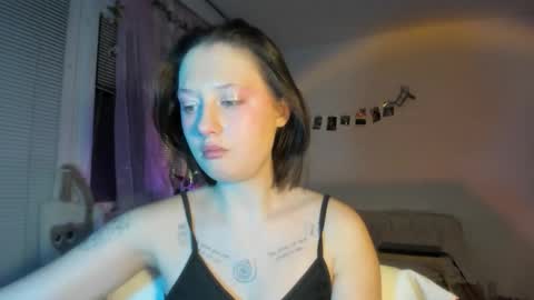 Snapshot of jenny_cox_love chatting on 02-10-26, 08:13 Jennifer Jenny Darling online show from 02-10-26, 08:13