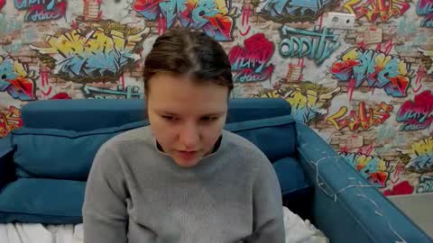 Jenny online show from 12-23-25, 01:36