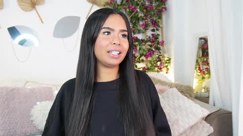 Snapshot of jenny_roberts96 chatting on 02-02-25, 12:09 Jenny Roberts online show from 02-02-25, 12:09