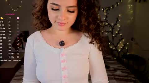 Snapshot of jenny_rosex chatting on 05-31-26, 03:30 Jenny online show from 05-31-26, 03:30