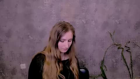 Snapshot of jenny_smille_ chatting on 05-19-26, 08:20 jenny_smille_ online show from 05-19-26, 08:20