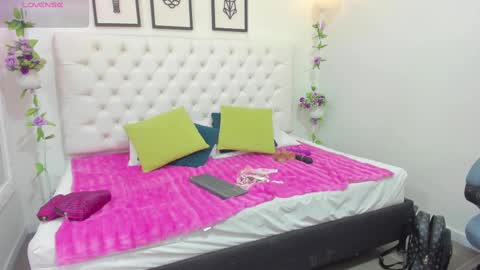 jenny_stark online show from 10-05-25, 07:01