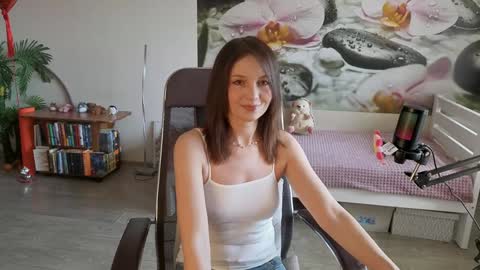 jennycutey online show from 03-19-26, 04:16
