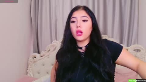 Snapshot of jennyferguson chatting on 05-16-26, 06:17 Jenny Ferguson online show from 05-16-26, 06:17