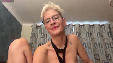 JennyHazel online show from 11-07-25, 03:23