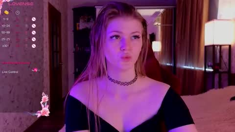 Snapshot of jennykiss11 chatting on 10-16-25, 12:39 your dream online show from 10-16-25, 12:39