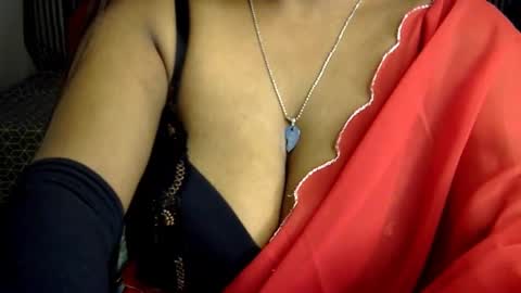 Snapshot of jennysinghaniya chatting on 12-11-24, 11:43 jenny online show from 12-11-24, 11:43