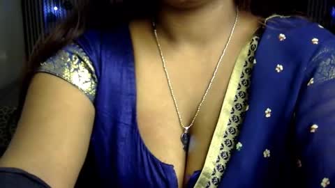 Snapshot of jennysinghaniya chatting on 12-16-24, 08:26 jenny online show from 12-16-24, 08:26