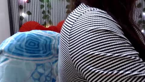 Snapshot of jennysinghaniya chatting on 12-21-24, 07:13 jenny online show from 12-21-24, 07:13