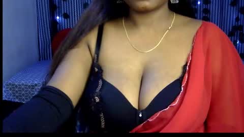 Snapshot of jennysinghaniya chatting on 02-10-25, 11:04 jenny online show from 02-10-25, 11:04