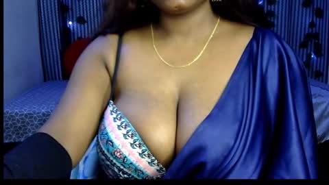 Snapshot of jennysinghaniya chatting on 02-11-25, 09:20 jenny online show from 02-11-25, 09:20