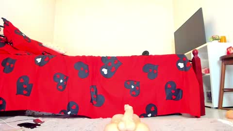 infamous blondiechloe.             Jennyjennywildd online show from 11-24-25, 06:51