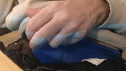 Snapshot of jeremie18cms chatting on 12-27-24, 10:05 Machine Sperme online show from 12-27-24, 10:05