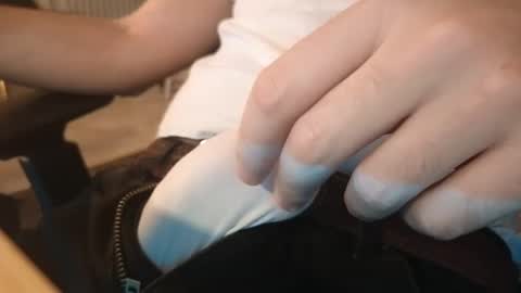 Snapshot of jeremie18cms chatting on 12-29-24, 09:20 Machine Sperme online show from 12-29-24, 09:20