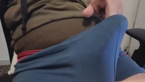 Snapshot of jeremie18cms chatting on 11-27-25, 09:55 Machine Sperme online show from 11-27-25, 09:55