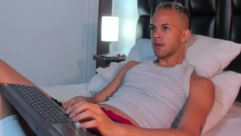 Snapshot of jeremmy_5_ chatting on 02-09-25, 12:19 Jeremmy online show from 02-09-25, 12:19