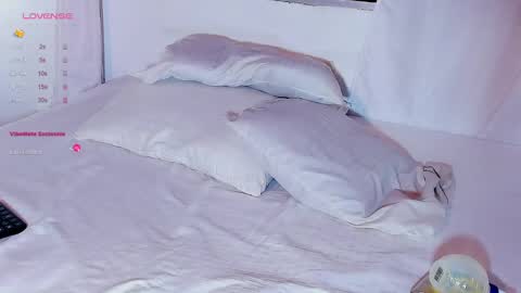 Snapshot of jeremmy_5_ chatting on 02-21-25, 12:06 Jeremmy online show from 02-21-25, 12:06