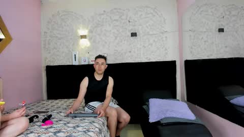 Snapshot of jeremmyandstacy chatting on 09-13-25, 03:17 Jeremmyandstacy online show from 09-13-25, 03:17