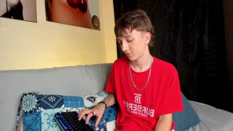 jero independent model online show from 01-17-25, 08:24