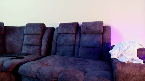 Jeremy Lowe online show from 09-20-25, 05:14