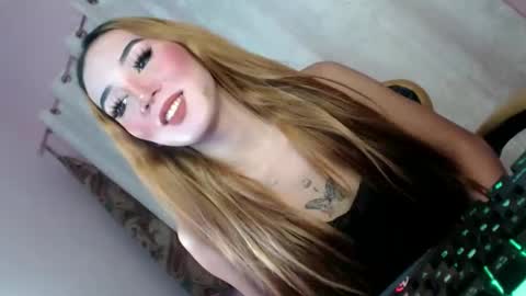 jerkaholic_aneca online show from 12-22-24, 03:33