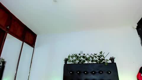 Jeronimo online show from 04-26-26, 03:37