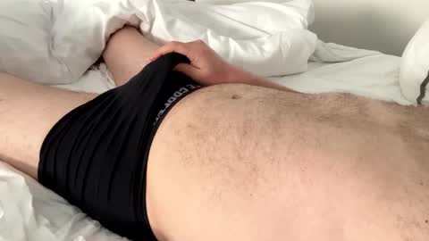 Snapshot of jeromelacroquette chatting on 11-20-25, 10:37 jeromelacroquette online show from 11-20-25, 10:37