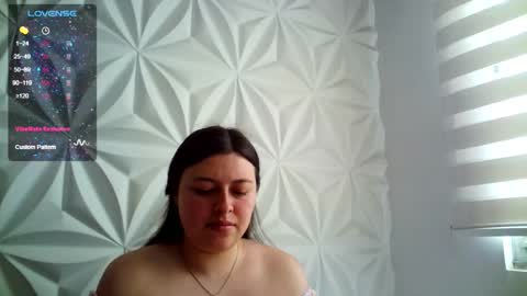 Snapshot of jerryandjessicaa chatting on 09-19-25, 06:08 Jess y Jerry online show from 09-19-25, 06:08