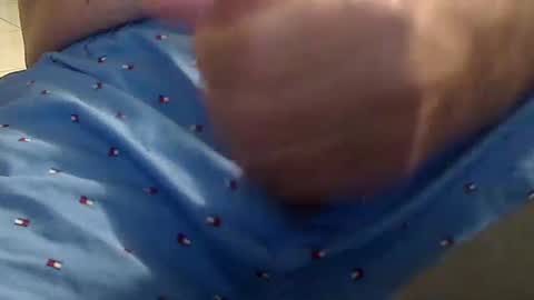 jerryb19027 online show from 10-17-25, 05:10