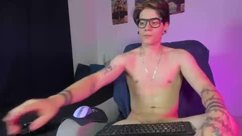 Angelo online show from 09-25-25, 01:09