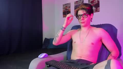 Angelo online show from 10-01-25, 02:28