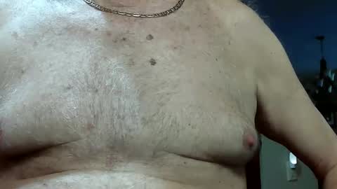 Snapshot of jerrynfla chatting on 01-09-25, 04:49 jerrynfla online show from 01-09-25, 04:49