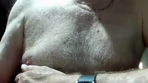 Snapshot of jerrynfla chatting on 02-10-25, 09:58 jerrynfla online show from 02-10-25, 09:58