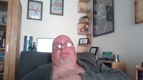 Snapshot of jerseyhammer01 chatting on 04-29-26, 07:34 Harry online show from 04-29-26, 07:34