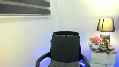 Snapshot of jersthebigasscockxxx chatting on 10-16-25, 05:19 jersthebigasscockxxx online show from 10-16-25, 05:19