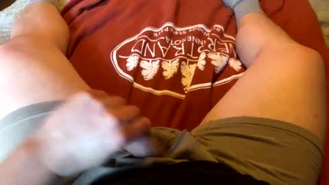 Snapshot of jerswill chatting on 02-06-25, 09:49 Jeremys room chill and puff one enjoy online show from 02-06-25, 09:49