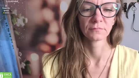 jesica_moon_peachyy online show from 05-03-26, 03:45