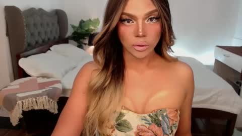 Snapshot of jesie_hot69 chatting on 01-09-25, 06:27 jesie_hot69 online show from 01-09-25, 06:27