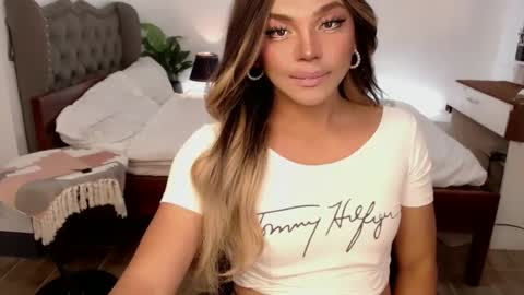 Snapshot of jesie_hot69 chatting on 01-24-25, 09:39 jesie_hot69 online show from 01-24-25, 09:39