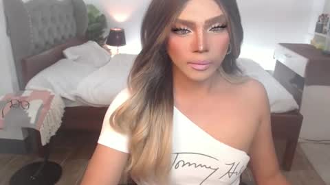 Snapshot of jesie_hot69 chatting on 03-09-25, 04:44 jesie_hot69 online show from 03-09-25, 04:44