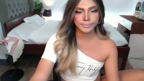 Snapshot of jesie_hot69 chatting on 03-09-25, 07:48 jesie_hot69 online show from 03-09-25, 07:48