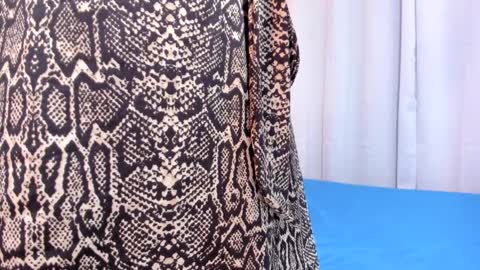 Snapshot of jess1ca_herrera chatting on 02-04-25, 09:31 jessica herreraToday I will be your devil and you my victim online show from 02-04-25, 09:31