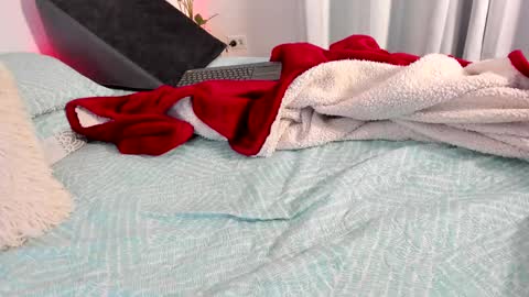 Snapshot of jess1ca_herrera chatting on 02-10-25, 09:58 jessica herreraToday I will be your devil and you my victim online show from 02-10-25, 09:58