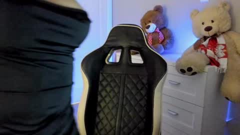 jess1ca_rabb1t online show from 01-23-25, 02:50