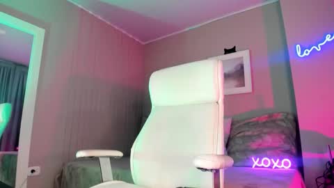 Jessie online show from 02-21-25, 08:27