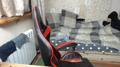 Jess online show from 02-25-25, 04:21