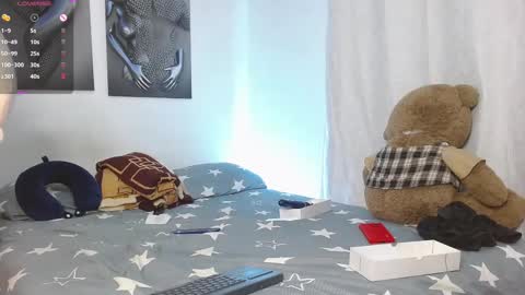 Snapshot of jessdant_luv chatting on 02-22-25, 05:23 Hello we are Jesse and Dante. online show from 02-22-25, 05:23